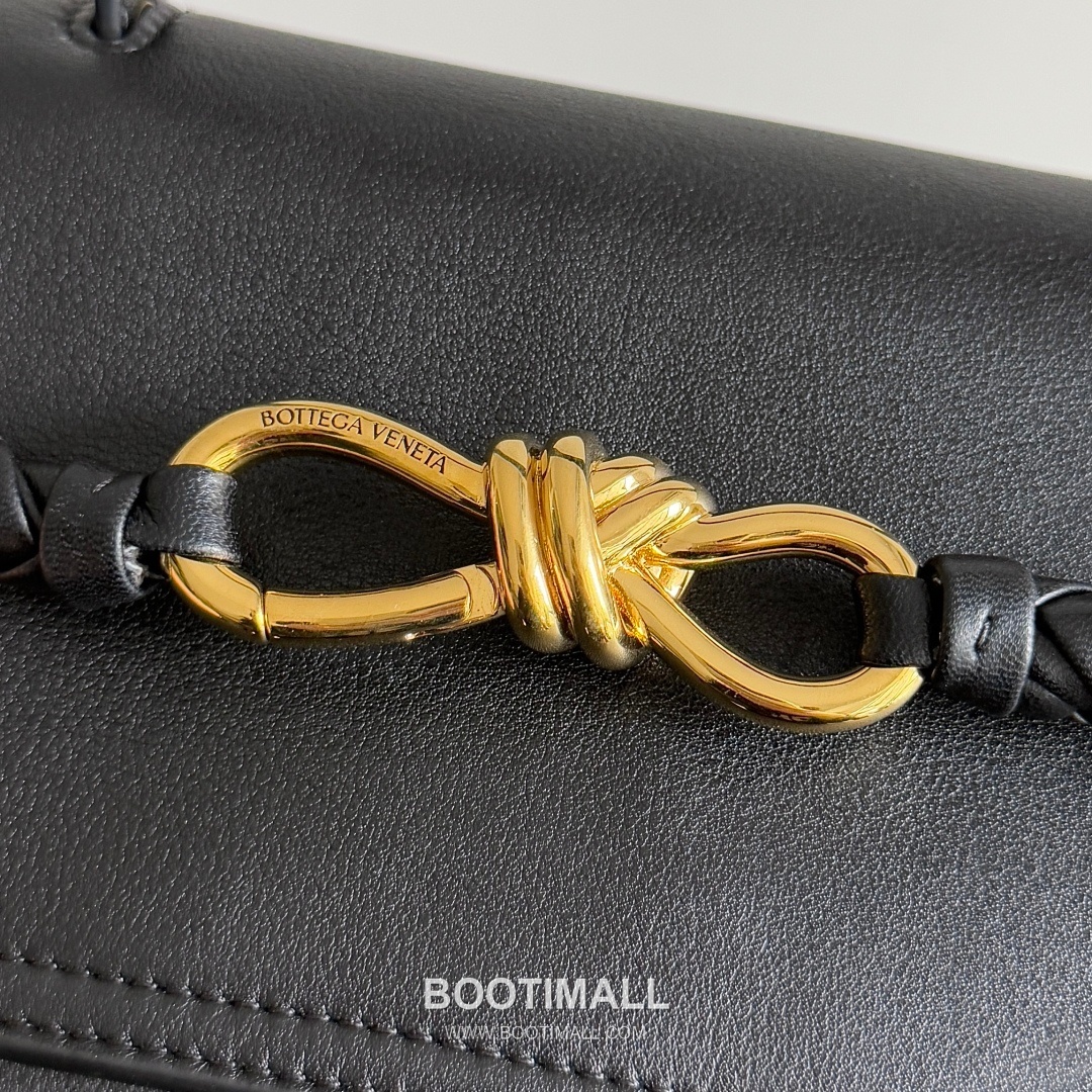 Bottega Veneta Ciao Intrecciato Knot Smooth Calfskin Top Handle Bag 보테가 베네타 차오 인트레치아토 노트 스무스 카프스킨 탑핸들백 34cm 5