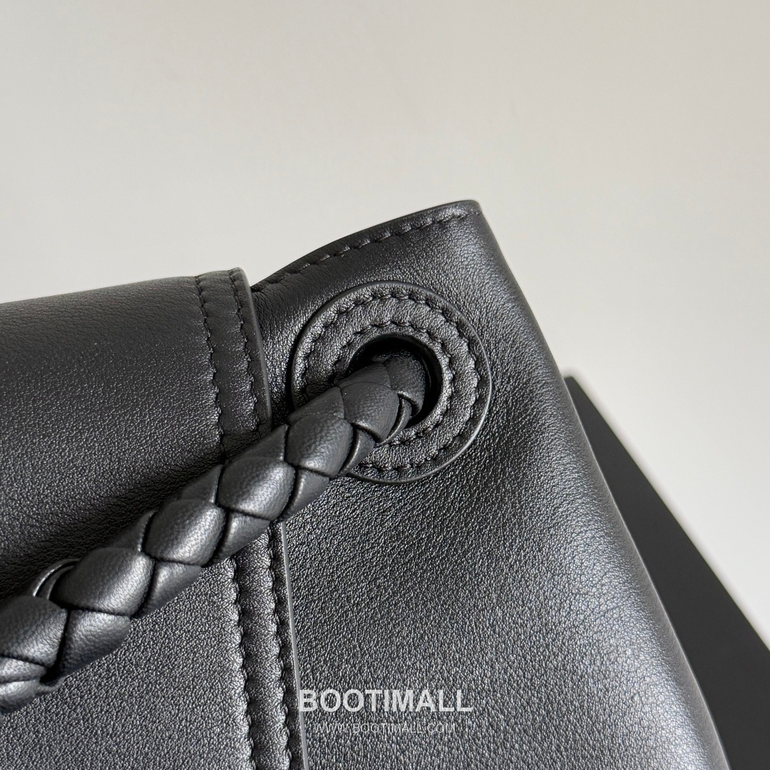 Bottega Veneta Ciao Intrecciato Knot Smooth Calfskin Top Handle Bag 보테가 베네타 차오 인트레치아토 노트 스무스 카프스킨 탑핸들백 34cm 16