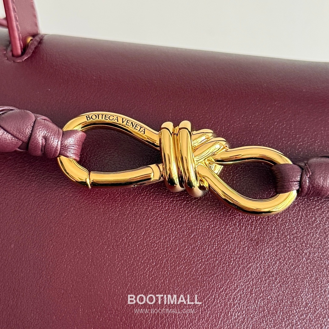 Bottega Veneta Ciao Intrecciato Knot Smooth Calfskin Top Handle Bag 보테가 베네타 차오 인트레치아토 노트 스무스 카프스킨 탑핸들백 34cm 5