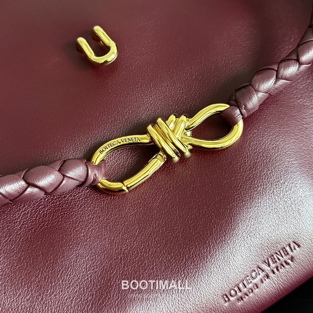 Bottega Veneta Ciao Intrecciato Knot Smooth Calfskin Top Handle Bag 보테가 베네타 차오 인트레치아토 노트 스무스 카프스킨 탑핸들백 34cm 12