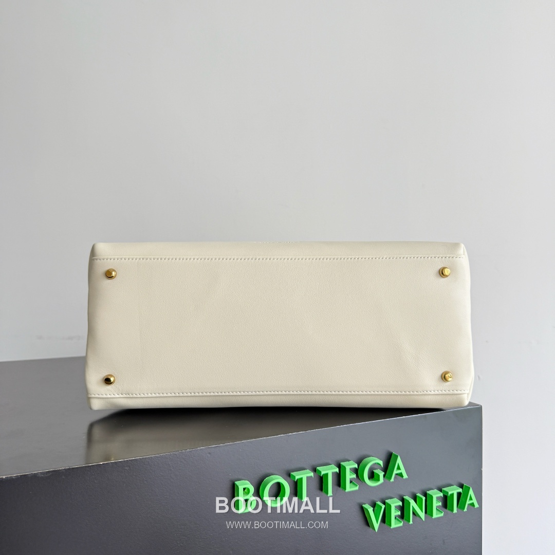 Bottega Veneta Ciao Intrecciato Knot Smooth Calfskin Top Handle Bag 보테가 베네타 차오 인트레치아토 노트 스무스 카프스킨 탑핸들백 34cm 14