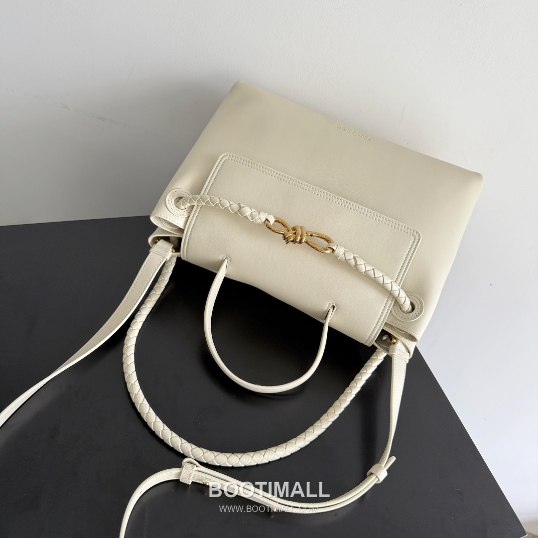 Bottega Veneta Ciao Intrecciato Knot Smooth Calfskin Top Handle Bag 보테가 베네타 차오 인트레치아토 노트 스무스 카프스킨 탑핸들백 34cm 17