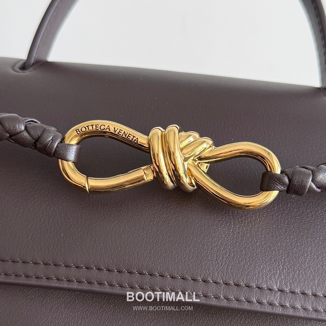 Bottega Veneta Ciao Intrecciato Knot Smooth Calfskin Top Handle Bag 보테가 베네타 차오 인트레치아토 노트 스무스 카프스킨 탑핸들백 26cm 5