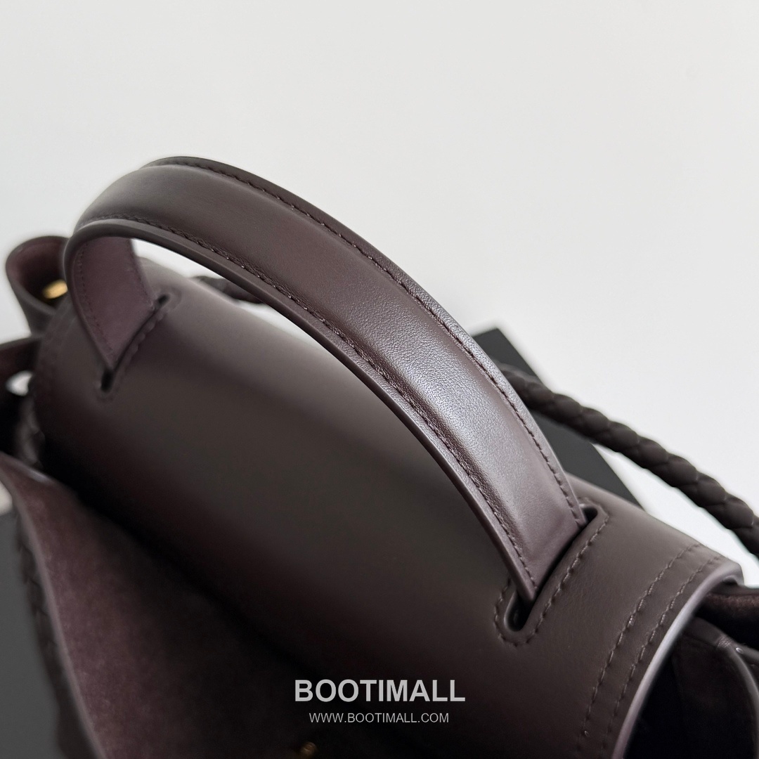 Bottega Veneta Ciao Intrecciato Knot Smooth Calfskin Top Handle Bag 보테가 베네타 차오 인트레치아토 노트 스무스 카프스킨 탑핸들백 26cm 16