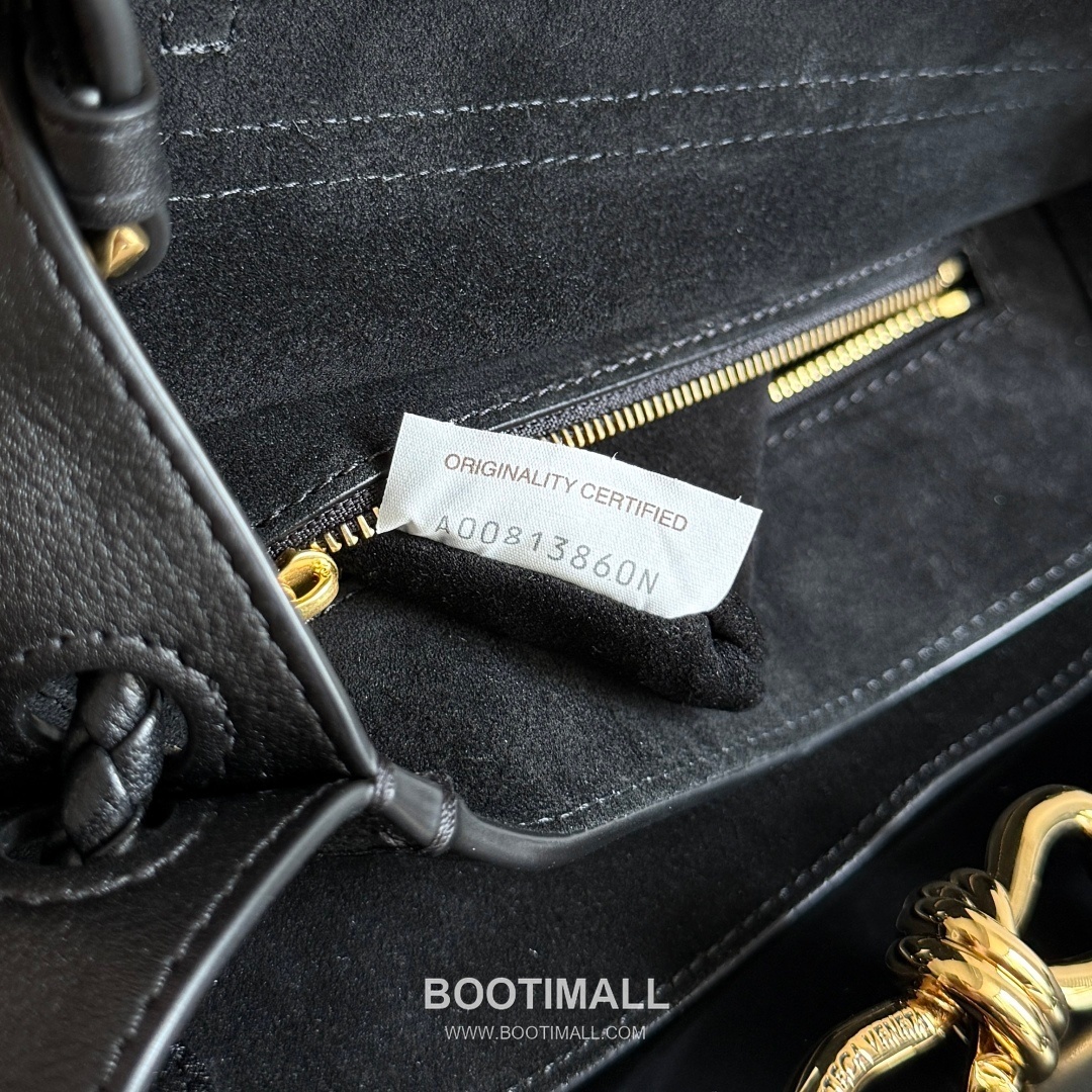 Bottega Veneta Ciao Intrecciato Knot Smooth Calfskin Top Handle Bag 보테가 베네타 차오 인트레치아토 노트 스무스 카프스킨 탑핸들백 26cm 17