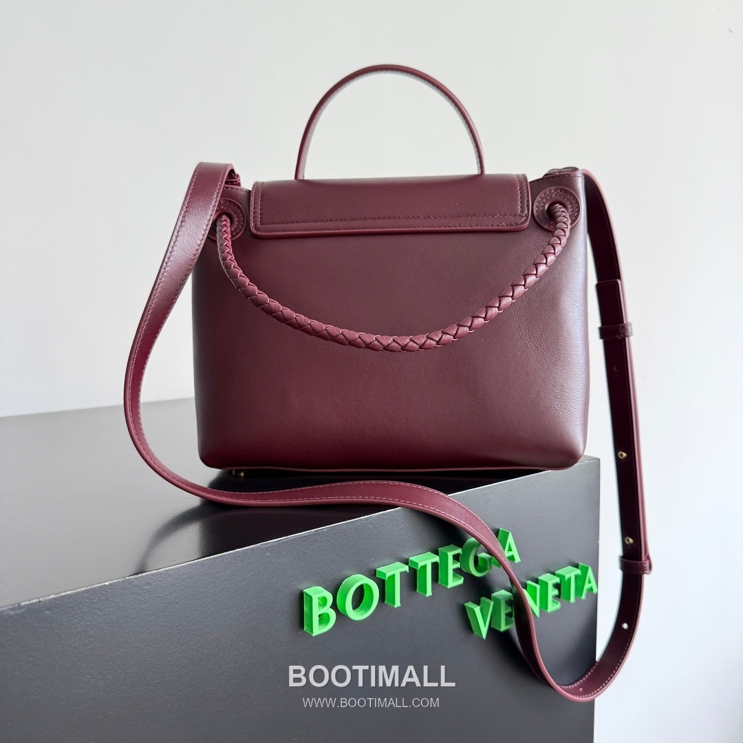 Bottega Veneta Ciao Intrecciato Knot Smooth Calfskin Top Handle Bag 보테가 베네타 차오 인트레치아토 노트 스무스 카프스킨 탑핸들백 26cm 2