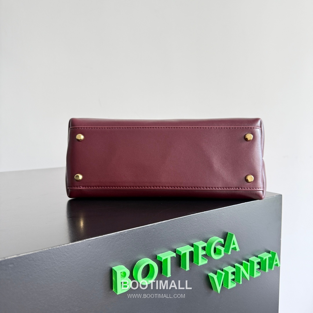 Bottega Veneta Ciao Intrecciato Knot Smooth Calfskin Top Handle Bag 보테가 베네타 차오 인트레치아토 노트 스무스 카프스킨 탑핸들백 26cm 4