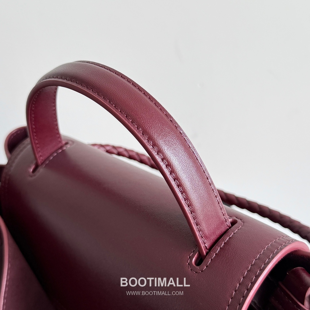 Bottega Veneta Ciao Intrecciato Knot Smooth Calfskin Top Handle Bag 보테가 베네타 차오 인트레치아토 노트 스무스 카프스킨 탑핸들백 26cm 16