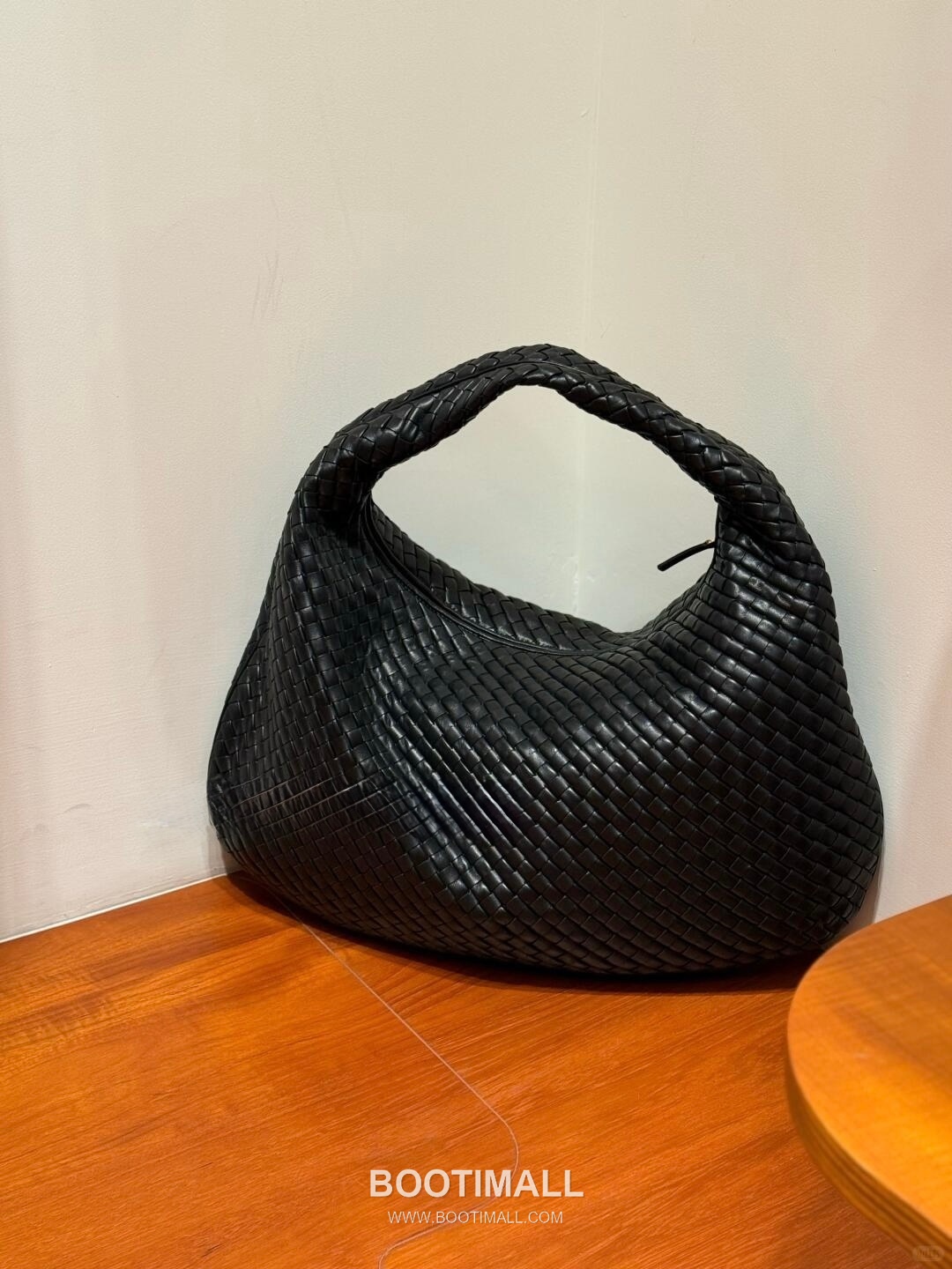 Bottega Veneta Large Hobo Shoulder Bag 보테가 베네타 라지 호보 숄더백 59cm 3