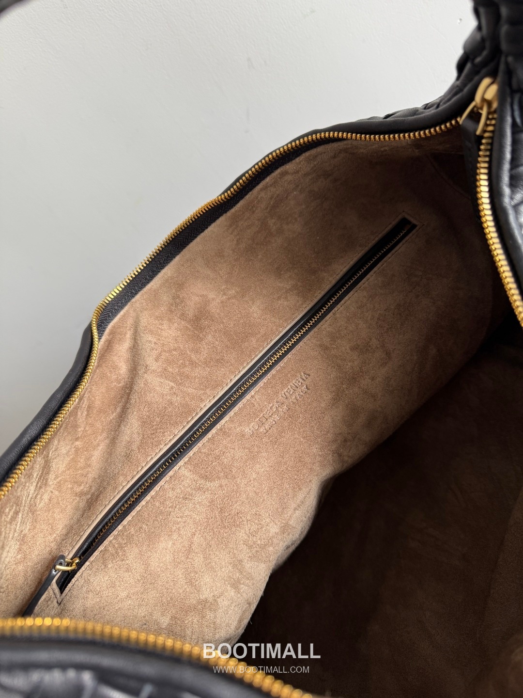 Bottega Veneta Large Hobo Shoulder Bag 보테가 베네타 라지 호보 숄더백 59cm 10