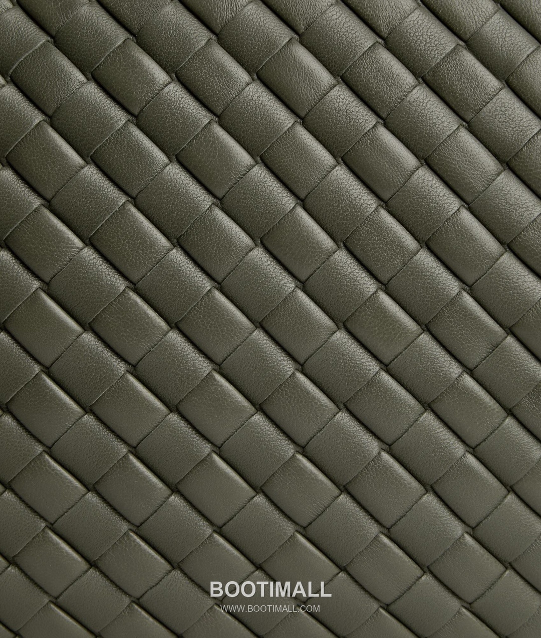 Bottega Veneta Early Spring Soft Hobo Shoulder Bag 보테가 베네타 얼리 스프링 소프트 호보 숄더백 44cm 7