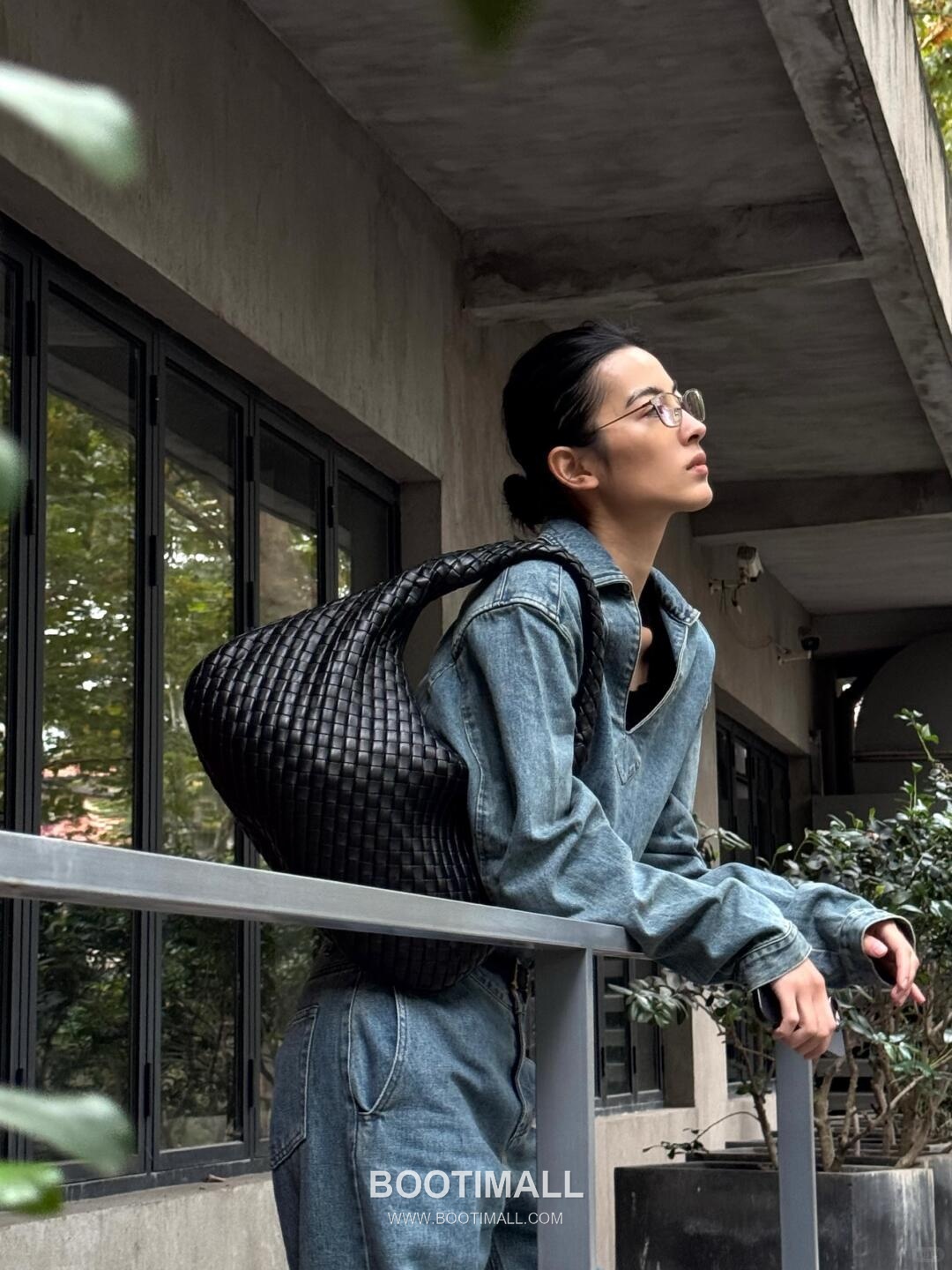 Bottega Veneta Early Spring Soft Hobo Shoulder Bag 보테가 베네타 얼리 스프링 소프트 호보 숄더백 44cm 1