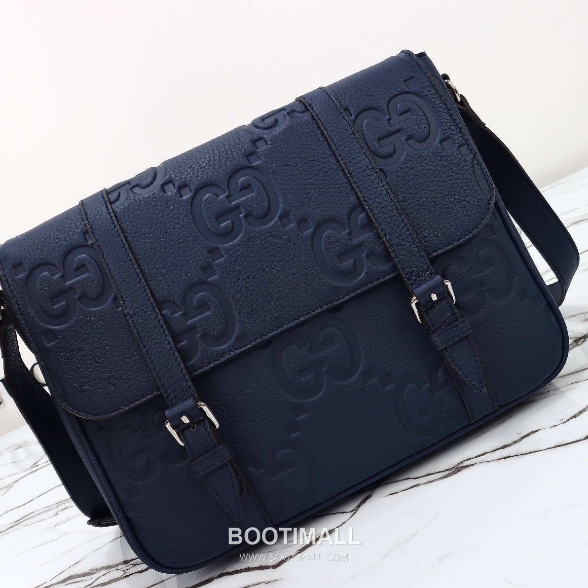 Gucci GG Embossed Leather Messenger Bag 760234 구찌 GG 엠보스 레더 메신저백 31cm 4