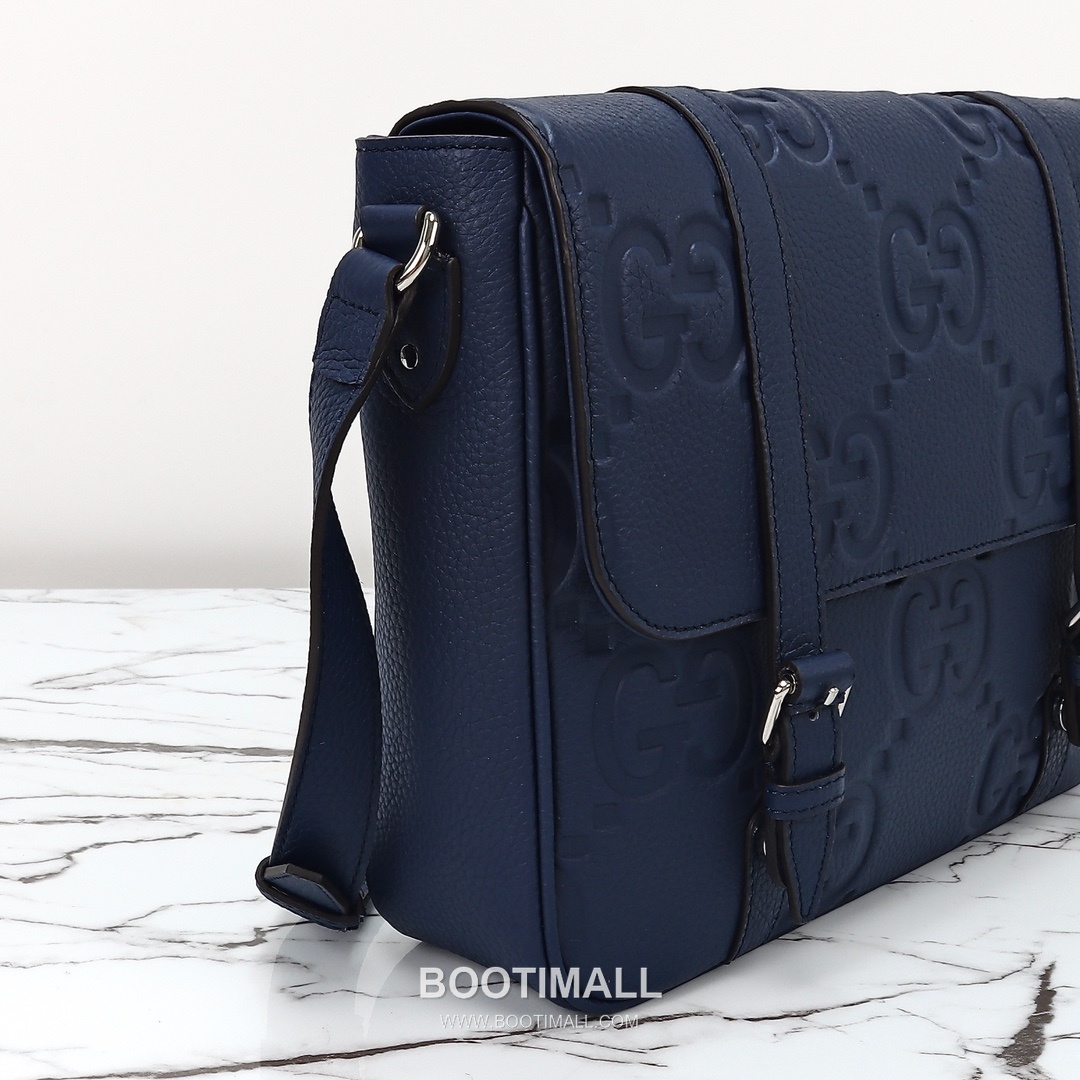 Gucci GG Embossed Leather Messenger Bag 760234 구찌 GG 엠보스 레더 메신저백 31cm 5