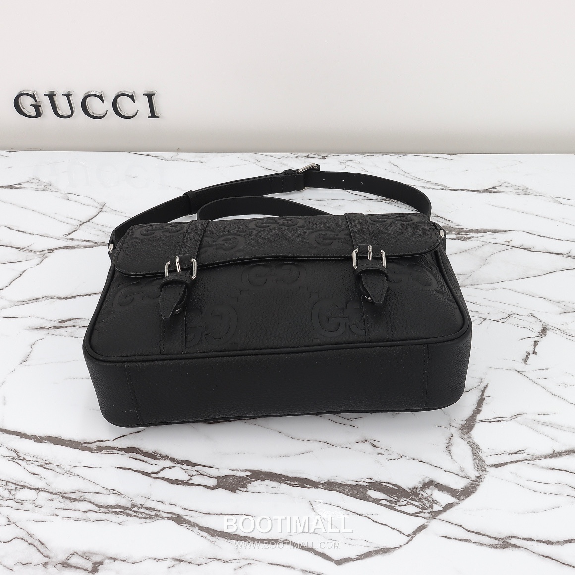 Gucci GG Embossed Leather Messenger Bag 760234 구찌 GG 엠보스 레더 메신저백 31cm 8