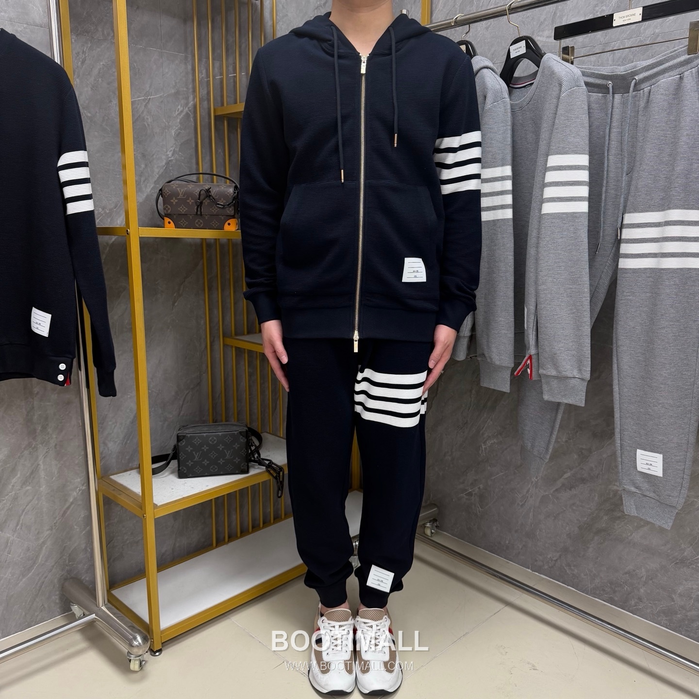 Thom Browne Ottoman 4-Bar Trousers Cotton Blue 톰브라운 오스만 4바 트라우저 코튼 블루 3