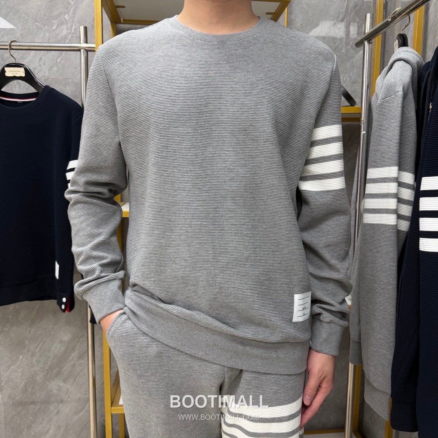 Thom Browne Stickman Dog 4-Bar Sweatshirt Cotton Blue 톰브라운 스틱맨 도그 4바 스웨트셔츠 코튼 블루 1