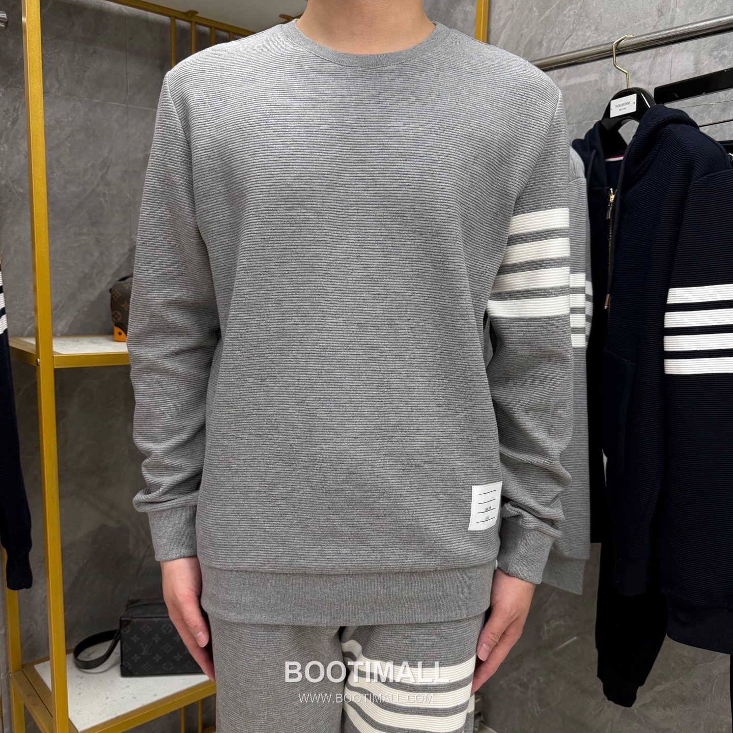 Thom Browne Stickman Dog 4-Bar Sweatshirt Cotton Blue 톰브라운 스틱맨 도그 4바 스웨트셔츠 코튼 블루 2