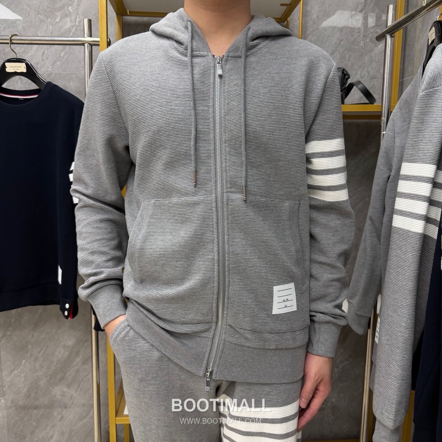 Thom Browne Stickman Dog 4-Stripe Outerwear Cotton Blue Hoodie 톰브라운 스틱맨 도그 4스트라이프 아우터 코튼 블루 후드 1