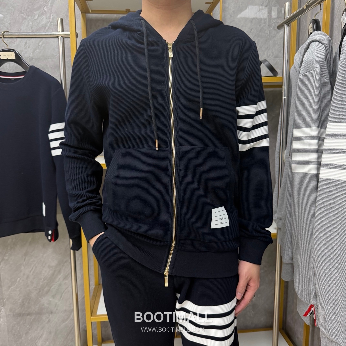 Thom Browne Stickman Dog 4-Stripe Outerwear Cotton Blue Hoodie 톰브라운 스틱맨 도그 4스트라이프 아우터 코튼 블루 후드 1