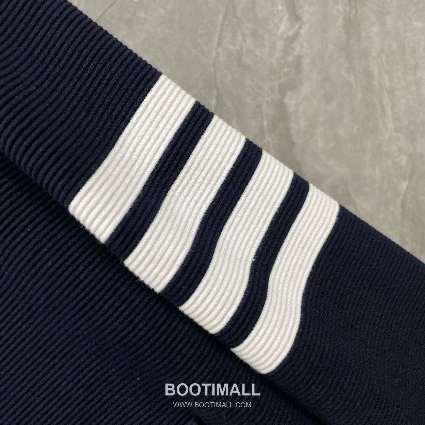 Thom Browne Stickman Dog 4-Stripe Outerwear Cotton Blue Hoodie 톰브라운 스틱맨 도그 4스트라이프 아우터 코튼 블루 후드 9