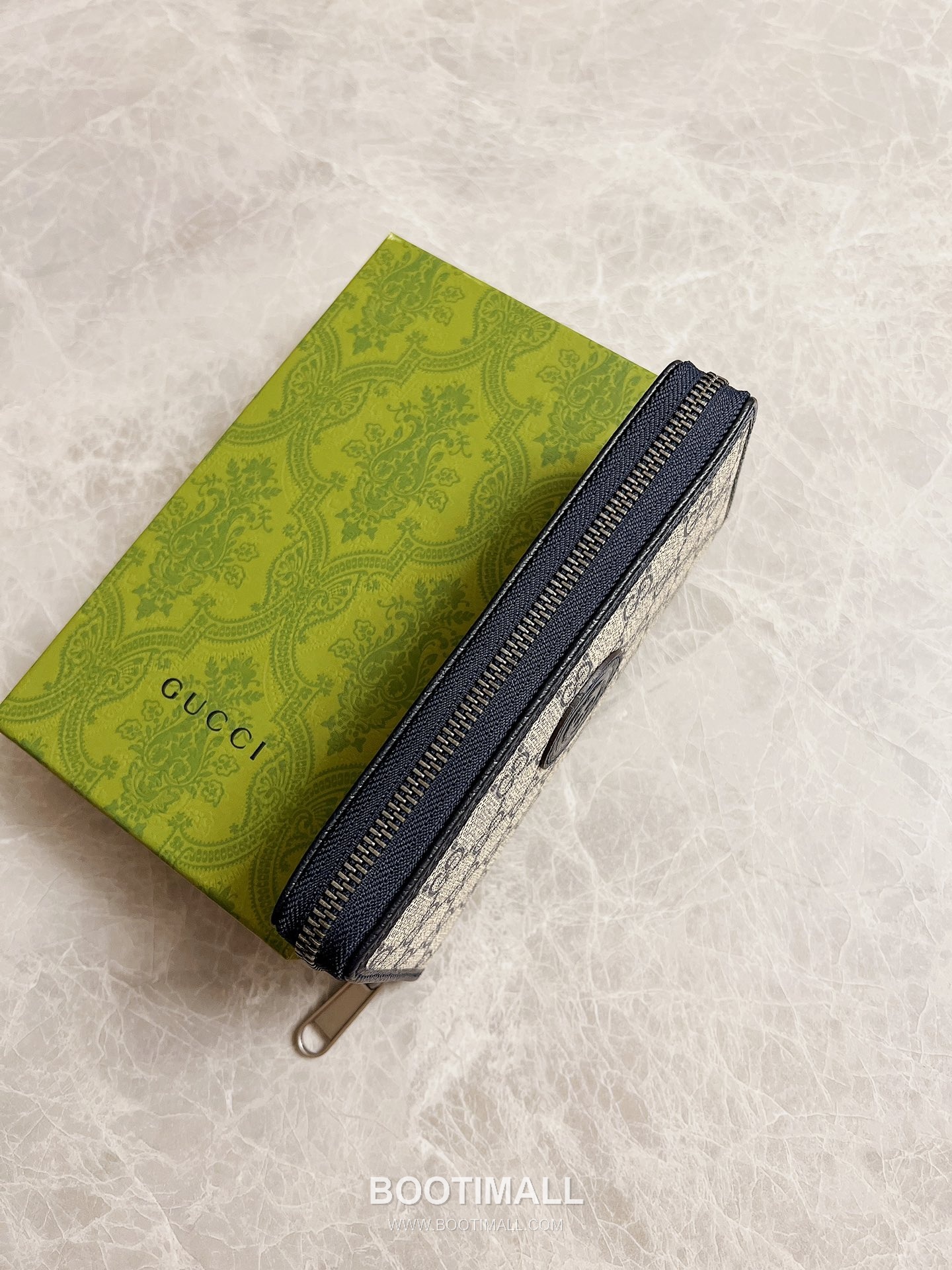 Gucci Zip-Around 673003 PVC Blue Long Wallet 구찌 집어라운드 673003 PVC 블루 장지갑 19cm 6