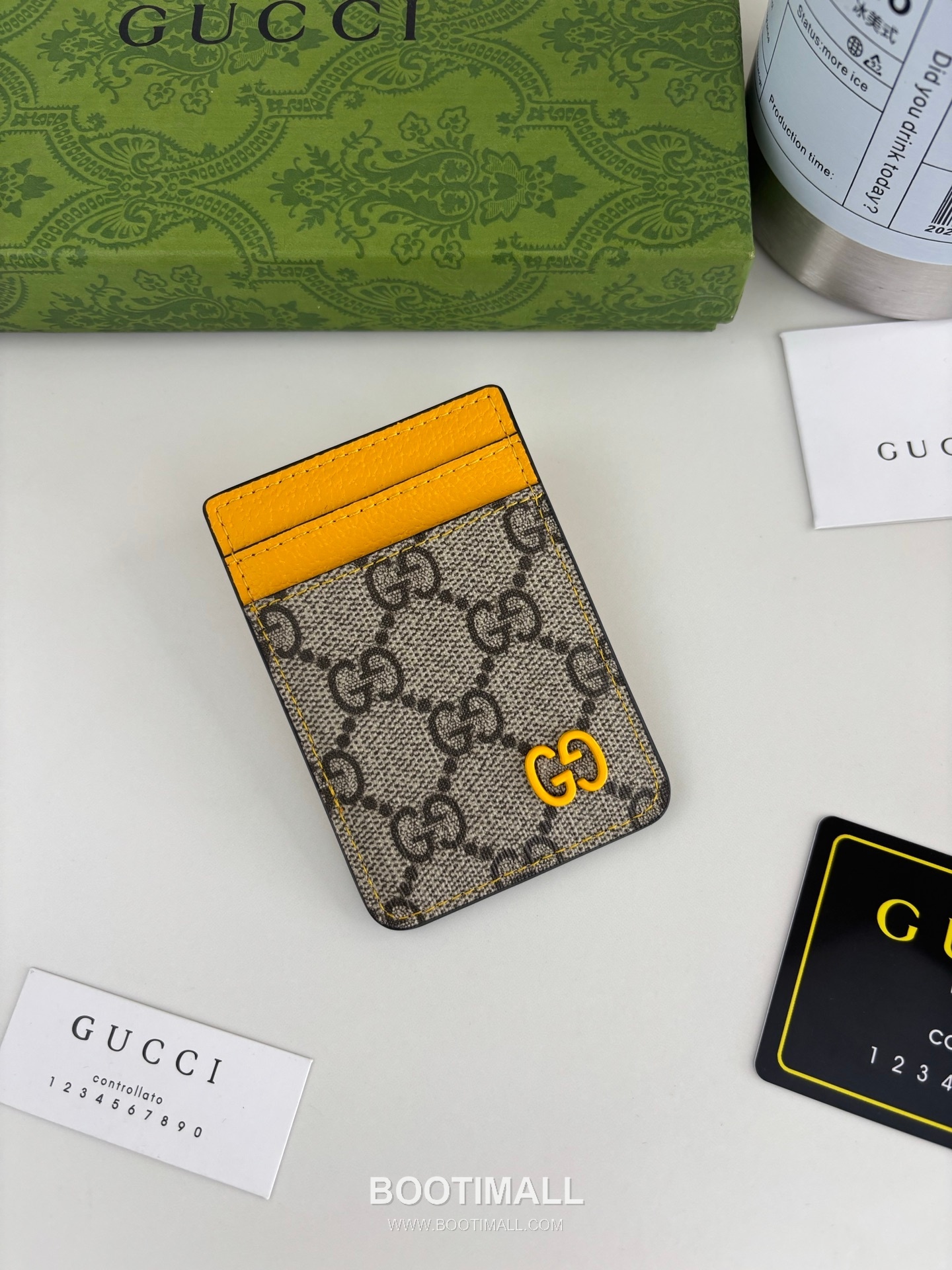 Gucci GG Supreme Magnetic GG Canvas Yellow Card Holder 구찌 GG 수프림 마그네틱 817197 캔버스 옐로우 카드홀더 10cm 1