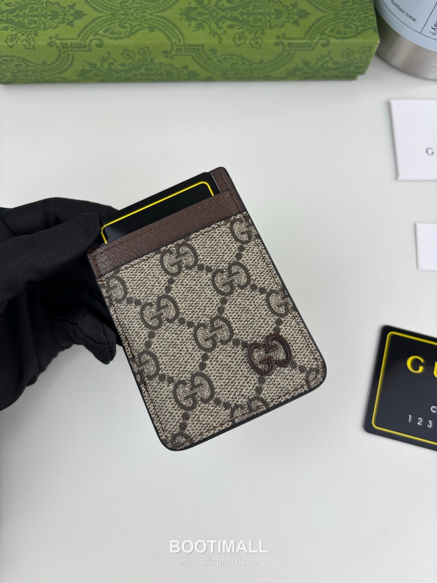 Gucci GG Supreme Bicolor Coated Canvas Brown Card Holder 구찌 GG 수프림 바이컬러 817197 코팅 캔버스 브라운 카드홀더 10cm 4
