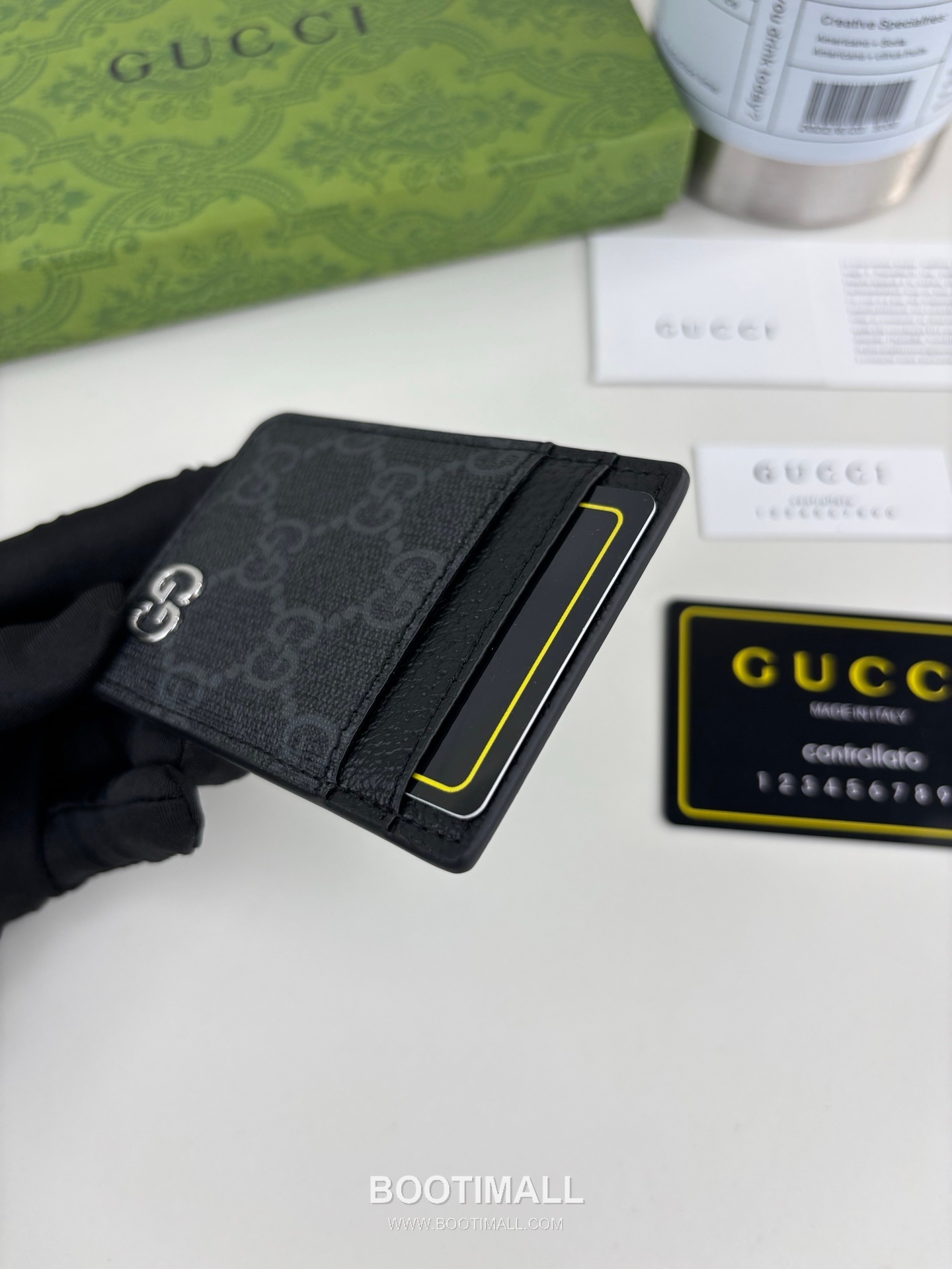 Gucci GG Supreme Magnetic Card Holder 817197 GG Canvas White 구찌 GG 수프림 마그네틱 카드 홀더 817197 캔버스 화이트 10cm 5