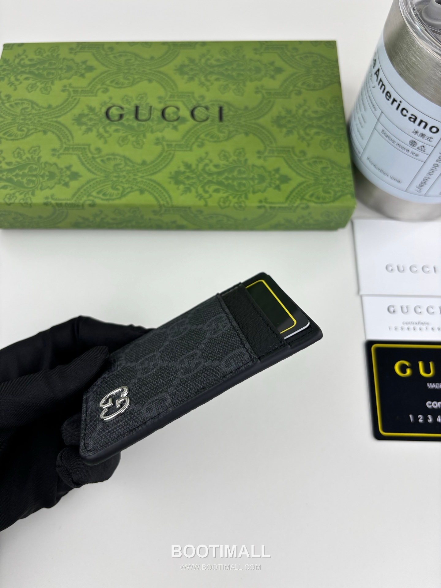 Gucci GG Supreme Magnetic Card Holder 817197 GG Canvas White 구찌 GG 수프림 마그네틱 카드 홀더 817197 캔버스 화이트 10cm 6