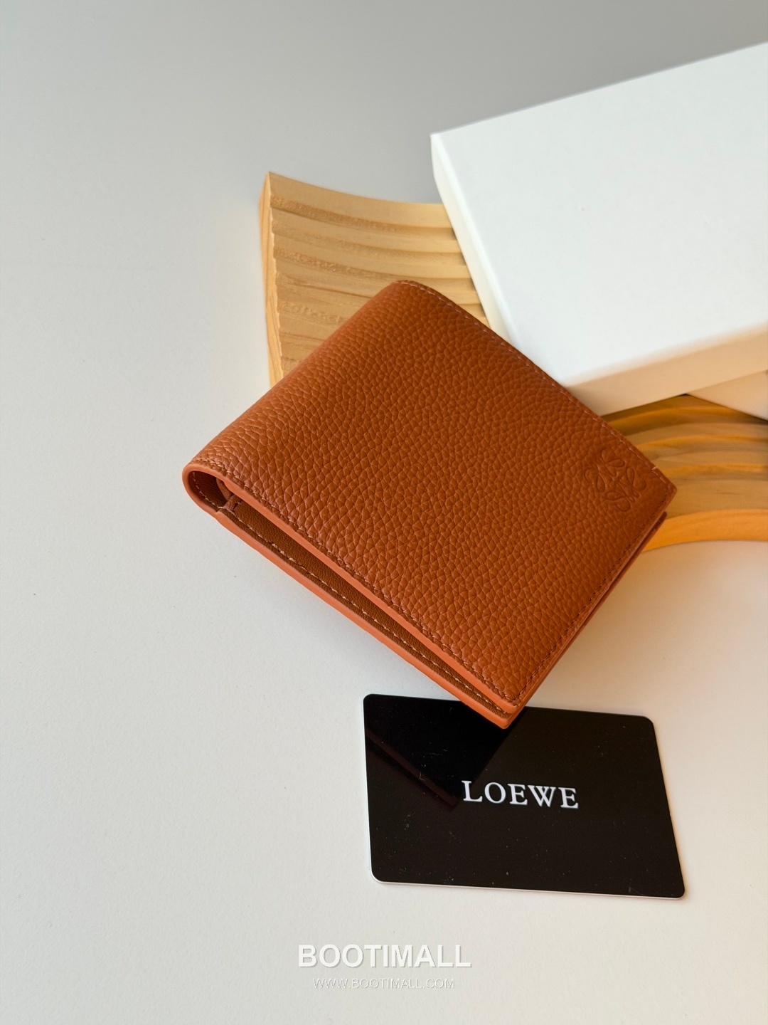 Loewe Puzzle Geometric Grained Cowhide Leather Bi-Fold Wallet 로에베 퍼즐 지오메트릭 L1147 그레인드 소가죽 반지갑 11cm 4