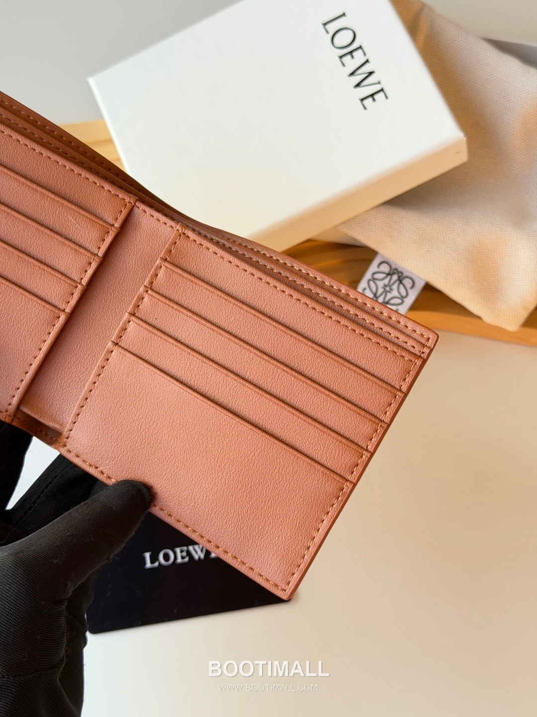 Loewe Puzzle Geometric Grained Cowhide Leather Bi-Fold Wallet 로에베 퍼즐 지오메트릭 L1147 그레인드 소가죽 반지갑 11cm 8