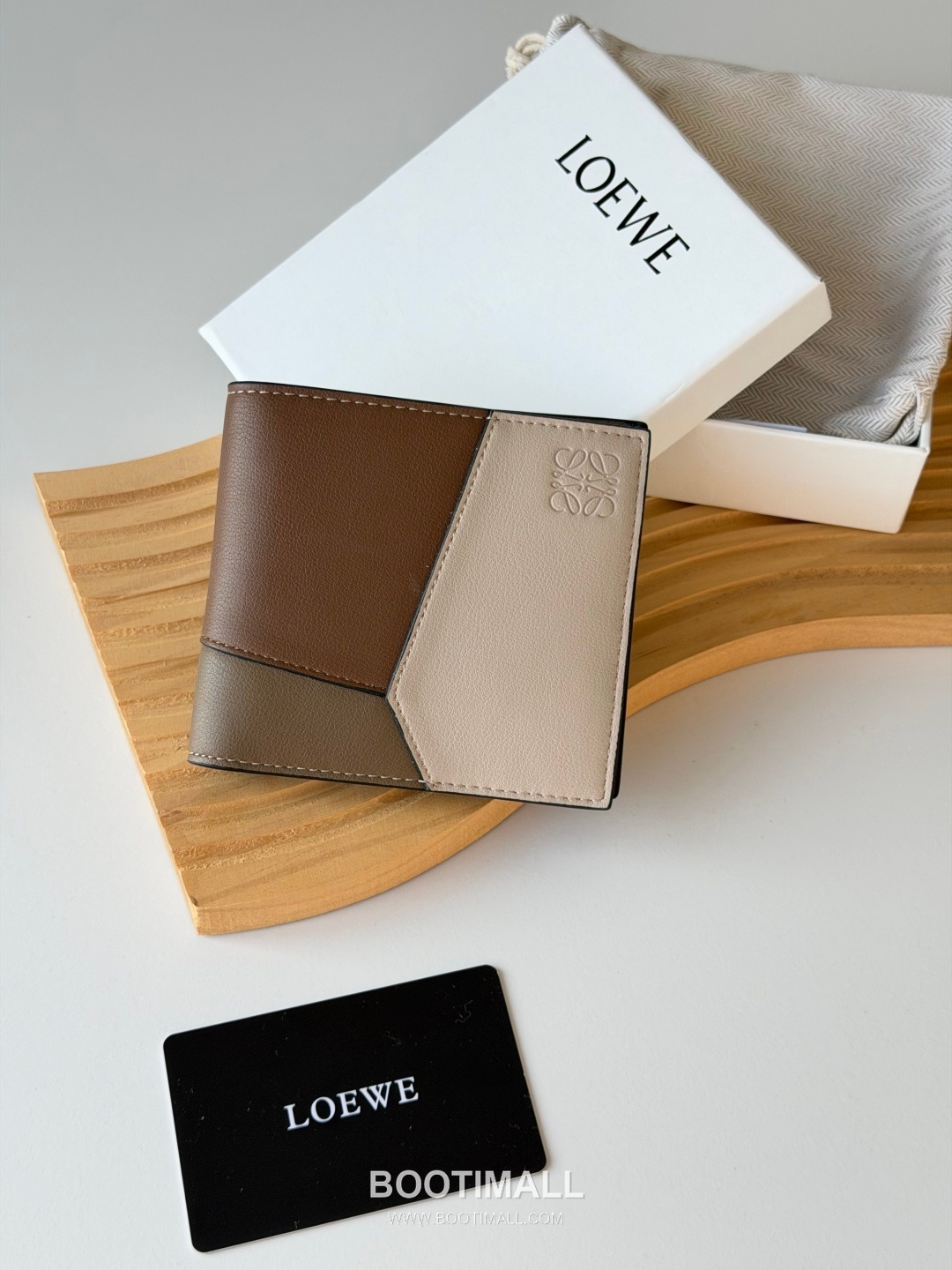 Loewe Puzzle Geometric Smooth Calfskin Bifold Wallet 로에베 퍼즐 지오메트릭 L1131 스무스 카프스킨 반지갑 11cm 1