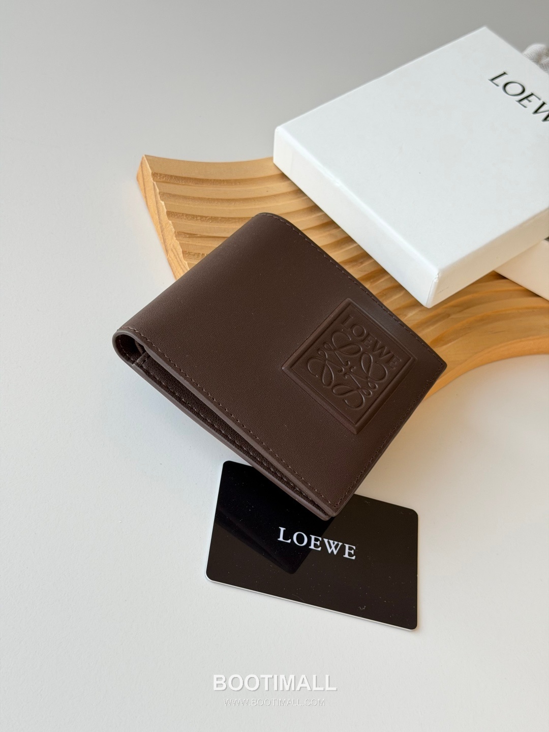 Loewe Puzzle Geometric Embossed Smooth Calfskin Black Bifold Wallet 로에베 퍼즐 지오메트릭 L1139 엠보 스무스 카프스킨 블랙 반지갑 11cm 4