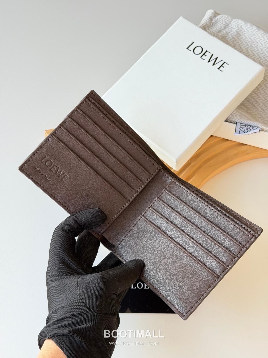 Loewe Puzzle Geometric Embossed Smooth Calfskin Black Bifold Wallet 로에베 퍼즐 지오메트릭 L1139 엠보 스무스 카프스킨 블랙 반지갑 11cm 6