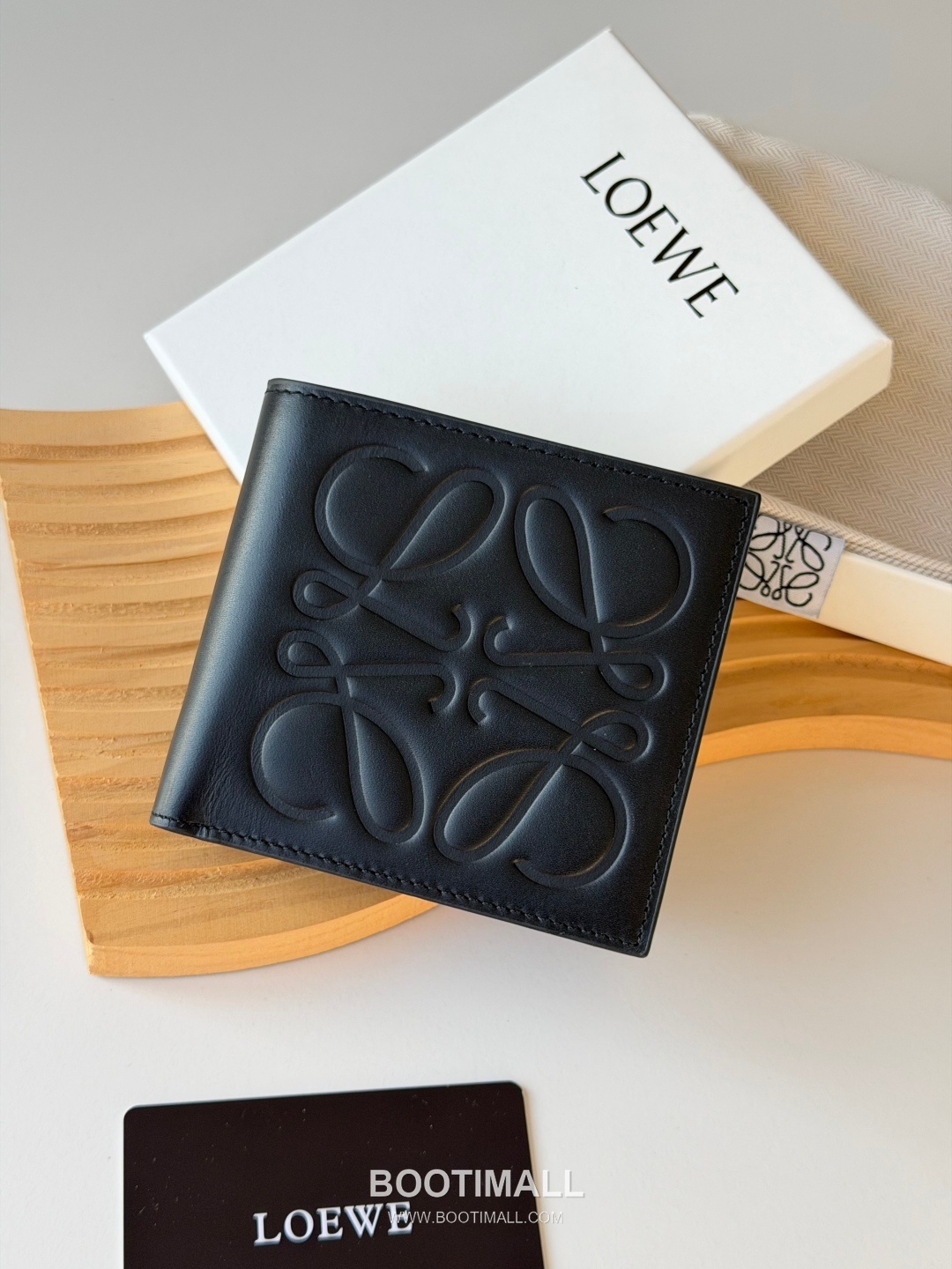 Loewe Puzzle Geometric Embossed Cowhide Leather Short Wallet 로에베 퍼즐 지오메트릭 L1140 엠보스드 소가죽 반지갑 11cm 2
