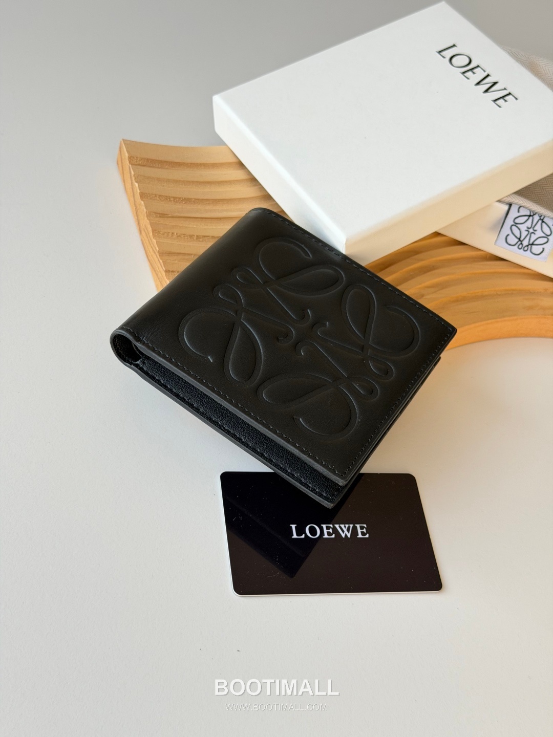 Loewe Puzzle Geometric Embossed Cowhide Leather Short Wallet 로에베 퍼즐 지오메트릭 L1140 엠보스드 소가죽 반지갑 11cm 4