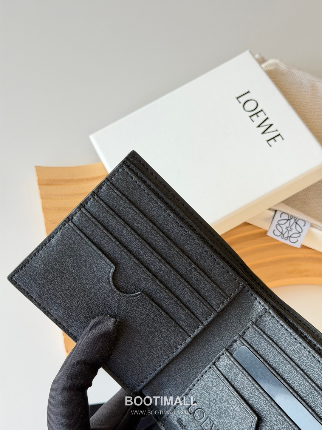 Loewe Puzzle Geometric Embossed Cowhide Leather Short Wallet 로에베 퍼즐 지오메트릭 L1140 엠보스드 소가죽 반지갑 11cm 7