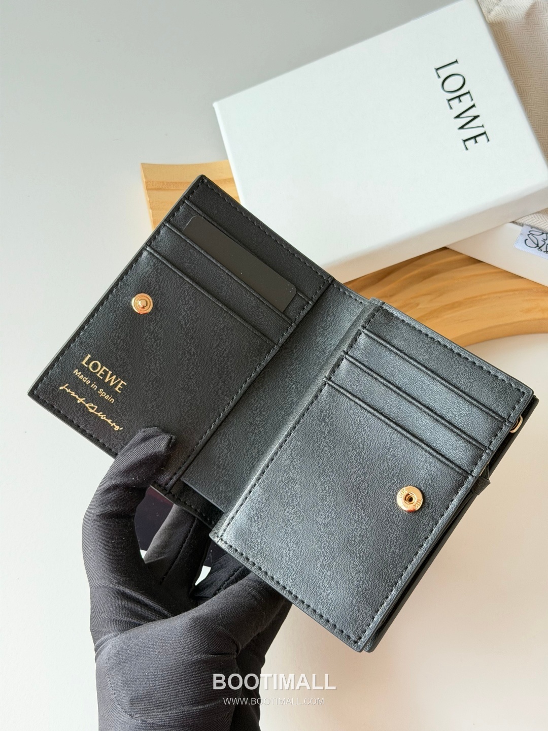 Loewe Bicolor Bifold Calfskin Wallet 로에베 L1143 바이컬러 반지갑 카프스킨 12cm 6
