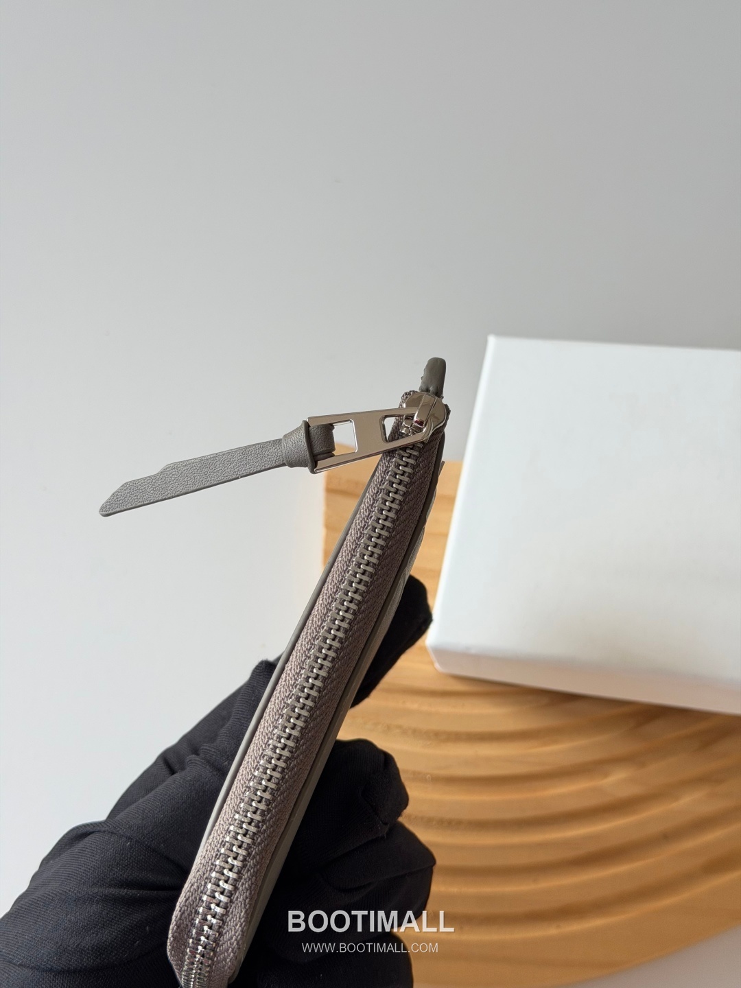 Loewe Seven-Zip Small Cowhide Leather Multicolor Coin Purse 로에베 L1144 세븐 지퍼 스몰 소가죽 멀티컬러 동전지갑 12.5cm 4