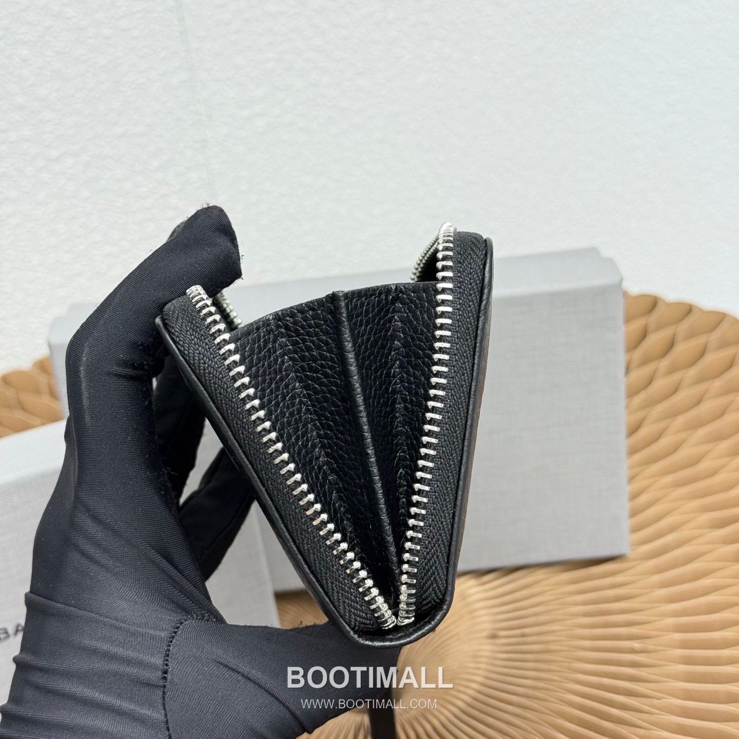 Balenciaga Cash Envelope Grained Calfskin Coin Purse 발렌시아가 캐시 엔벨로프 그레인드 카프스킨 동전지갑 11.5cm 9