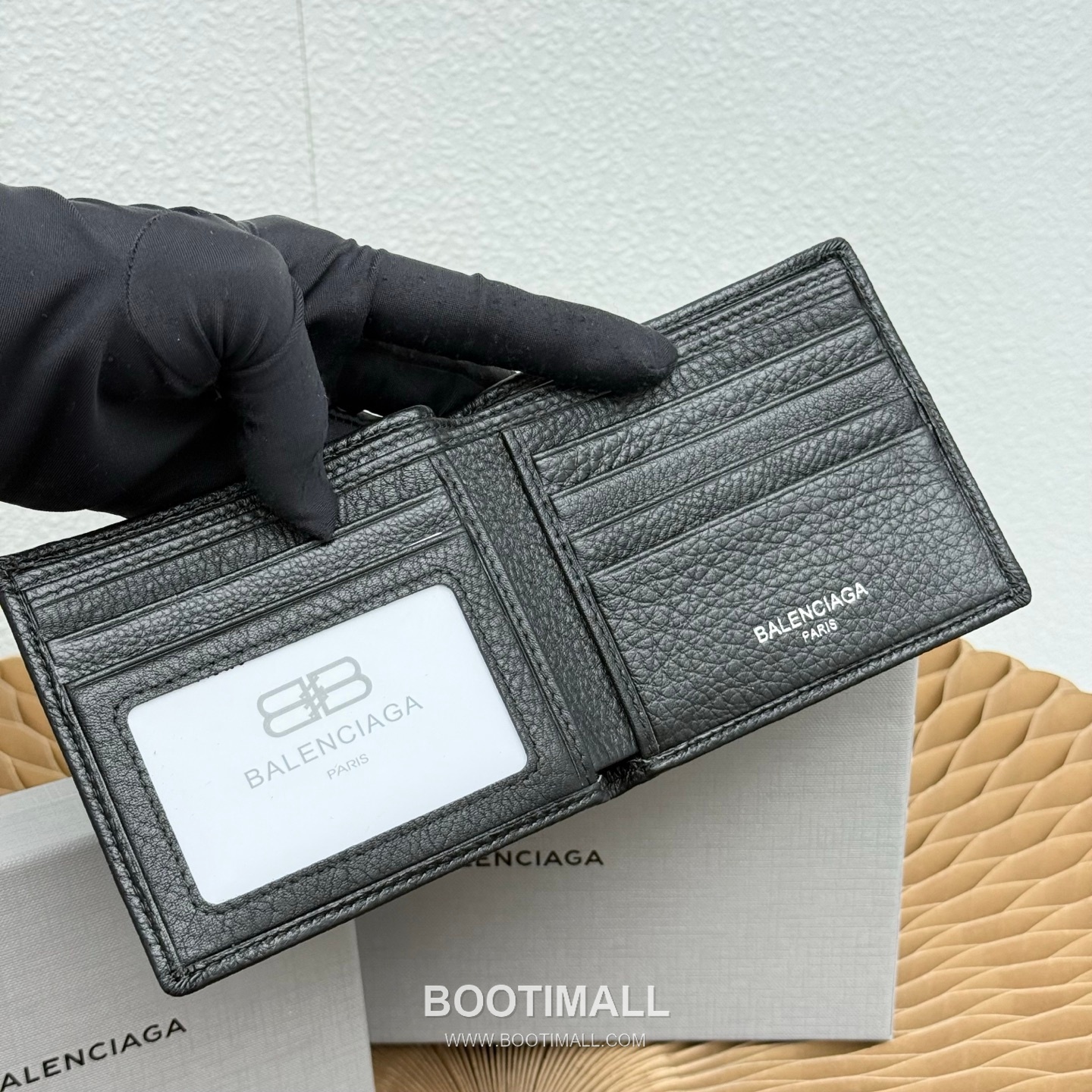 Balenciaga Cash Square Fold Grained Calfskin Bifold Wallet 발렌시아가 캐시 스퀘어 폴드 그레인드 카프스킨 반지갑 11cm 7