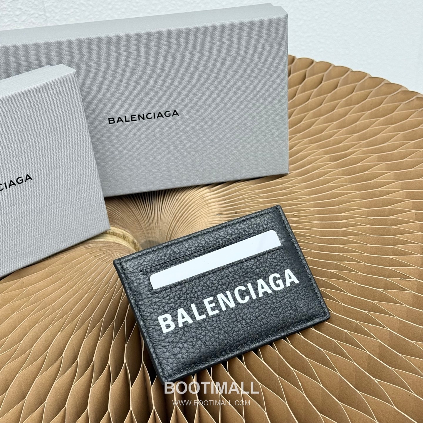 Balenciaga Cash Logo Print Grained Calfskin Card Holder 발렌시아가 캐시 로고 프린트 그레인드 카프스킨 카드홀더 10cm 1