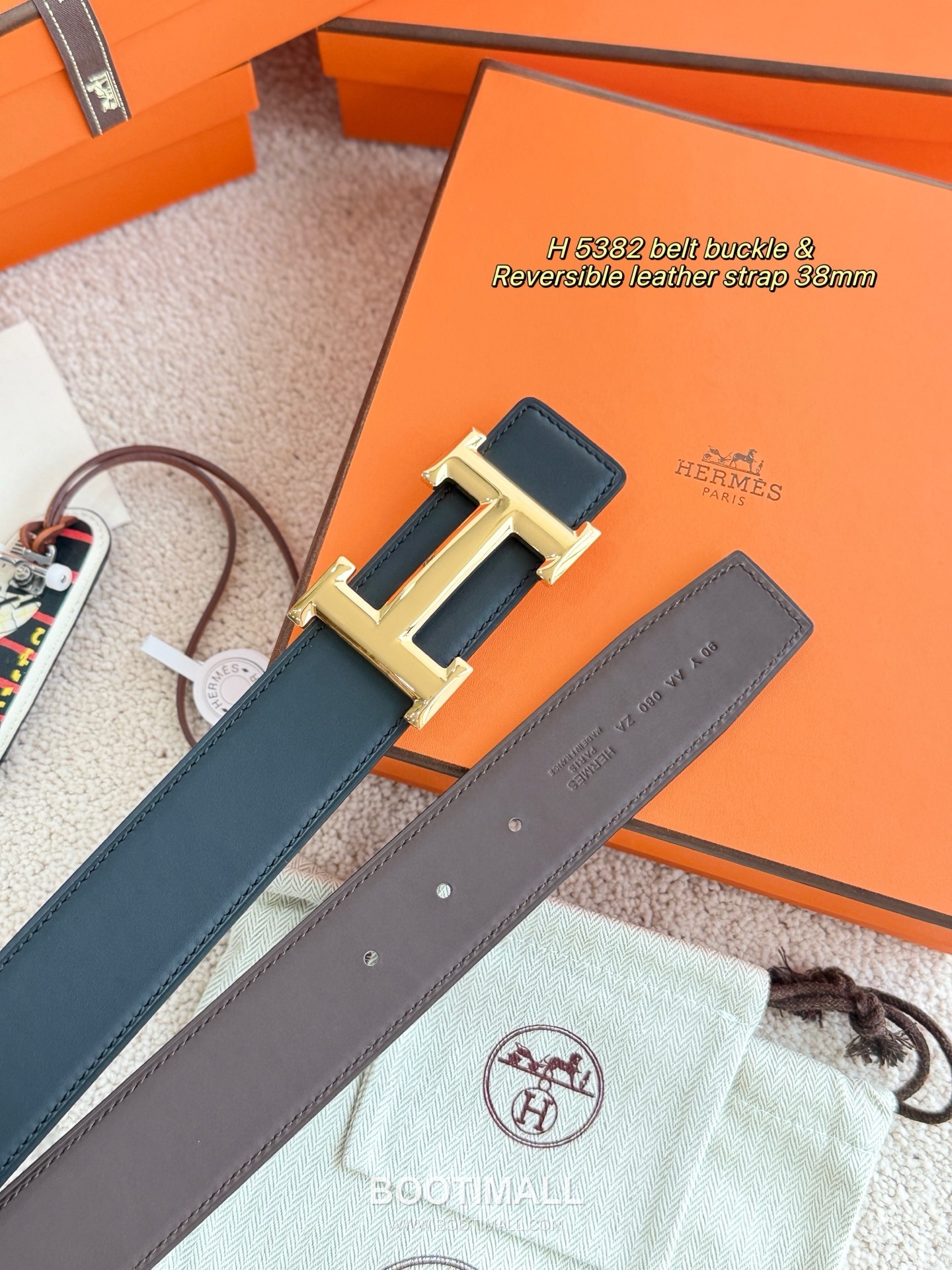 
Hermès H 5382 Reversible Matte Calfskin Belt 에르메스 H 5382 리버서블 매트 카프스킨 벨트 3.8cm 2
