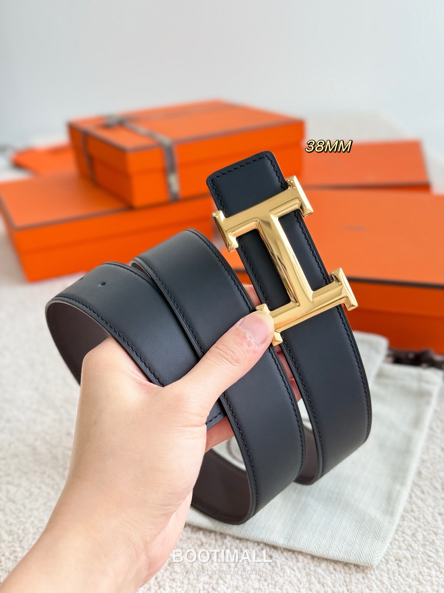 
Hermès H 5382 Reversible Matte Calfskin Belt 에르메스 H 5382 리버서블 매트 카프스킨 벨트 3.8cm 4