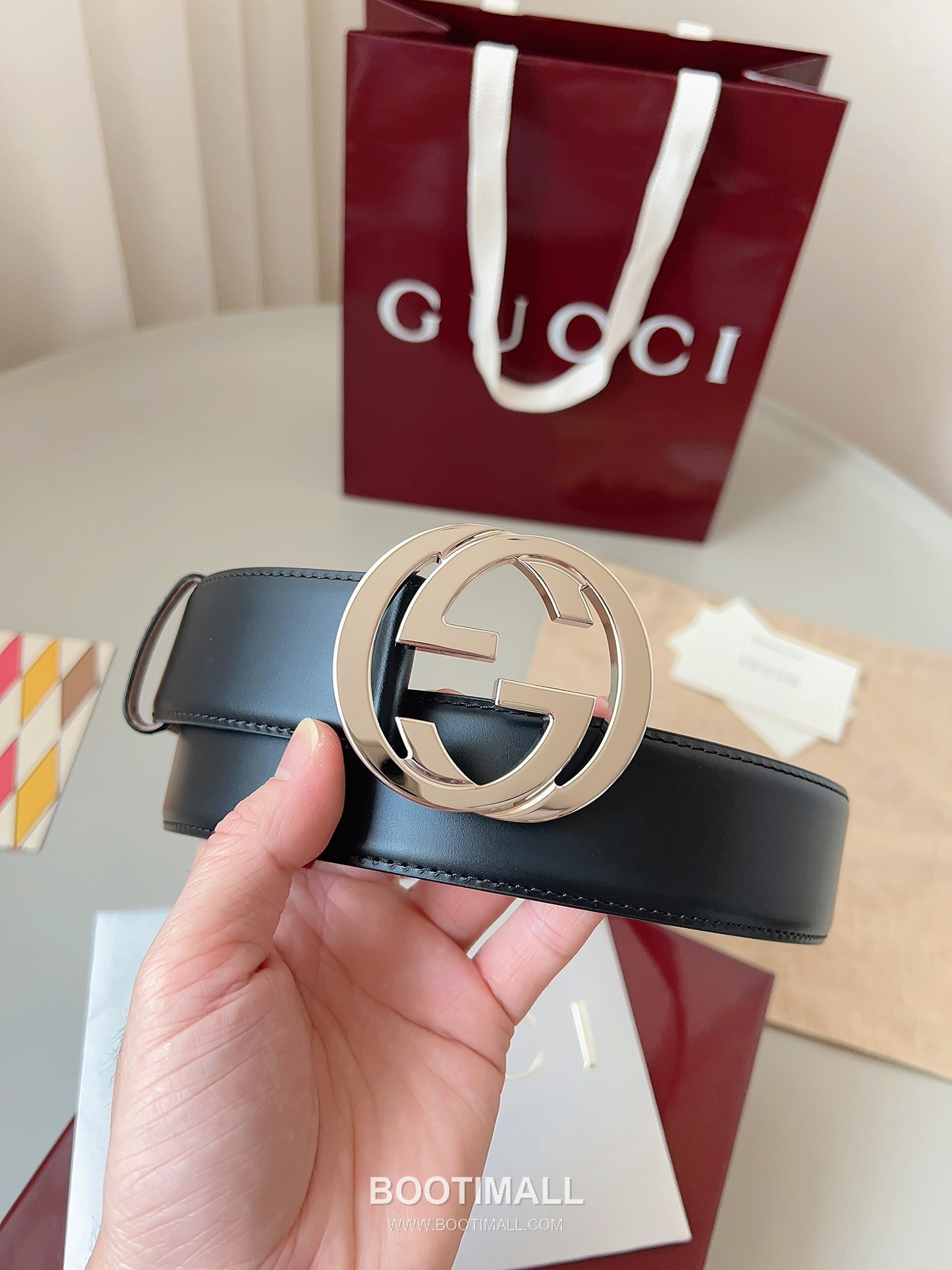 
Gucci Interlocking G Buckle Smooth Calfskin Belt 구찌 인터로킹 G 스무스 송아지 가죽 벨트 4cm 2