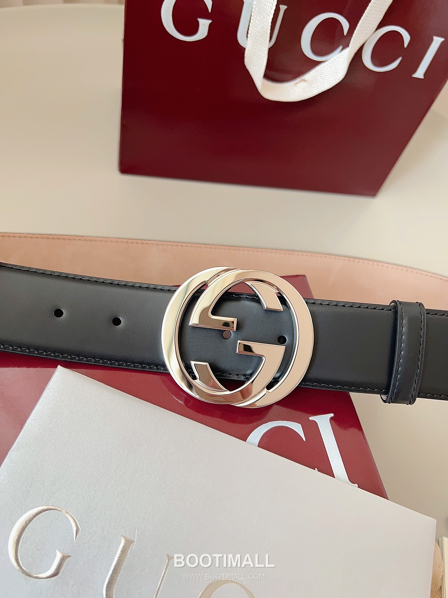
Gucci Interlocking G Buckle Smooth Calfskin Belt 구찌 인터로킹 G 스무스 송아지 가죽 벨트 4cm 8