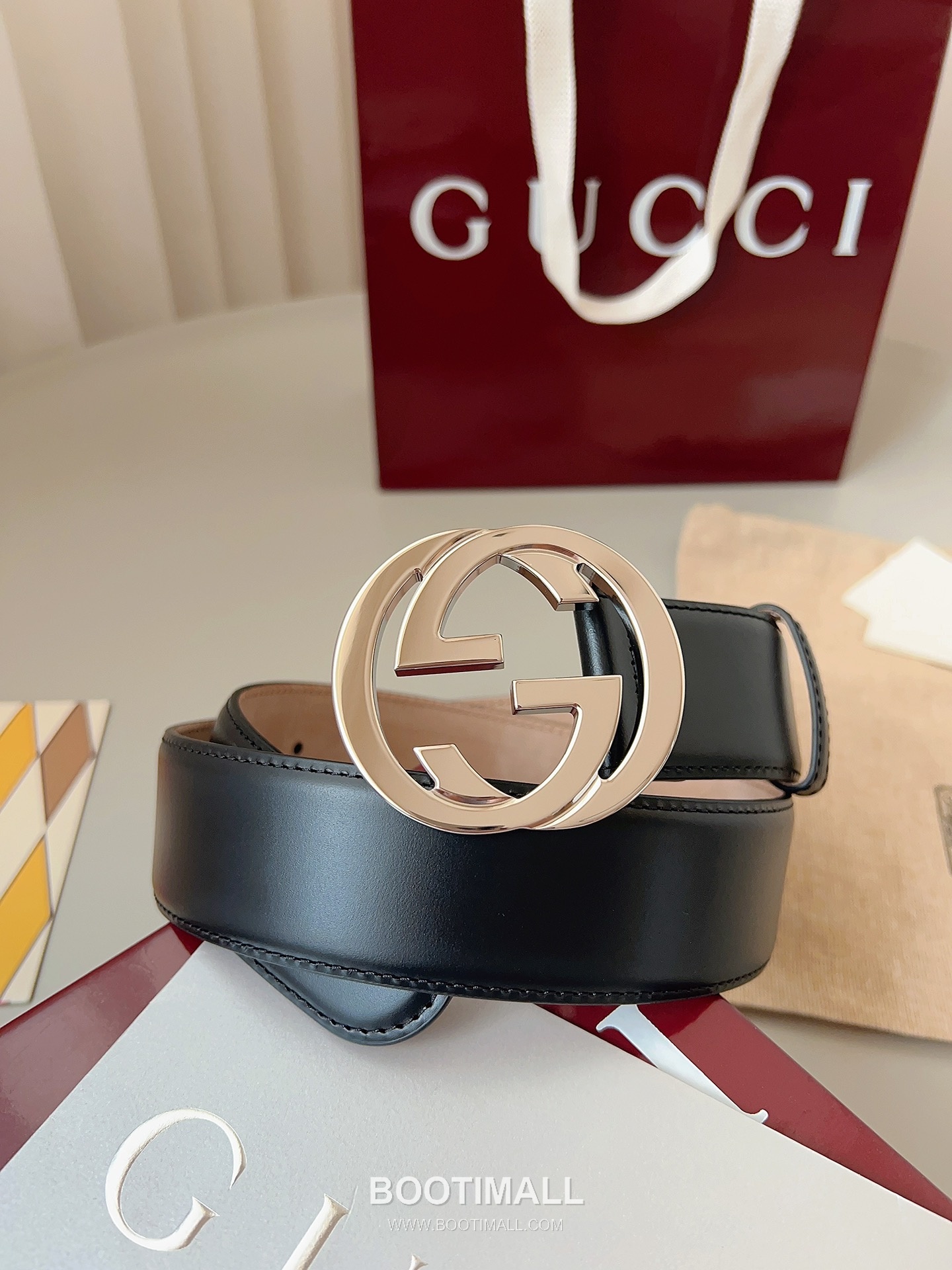 
Gucci Interlocking G Buckle Smooth Calfskin Belt 구찌 인터로킹 G 스무스 송아지 가죽 벨트 4cm 9