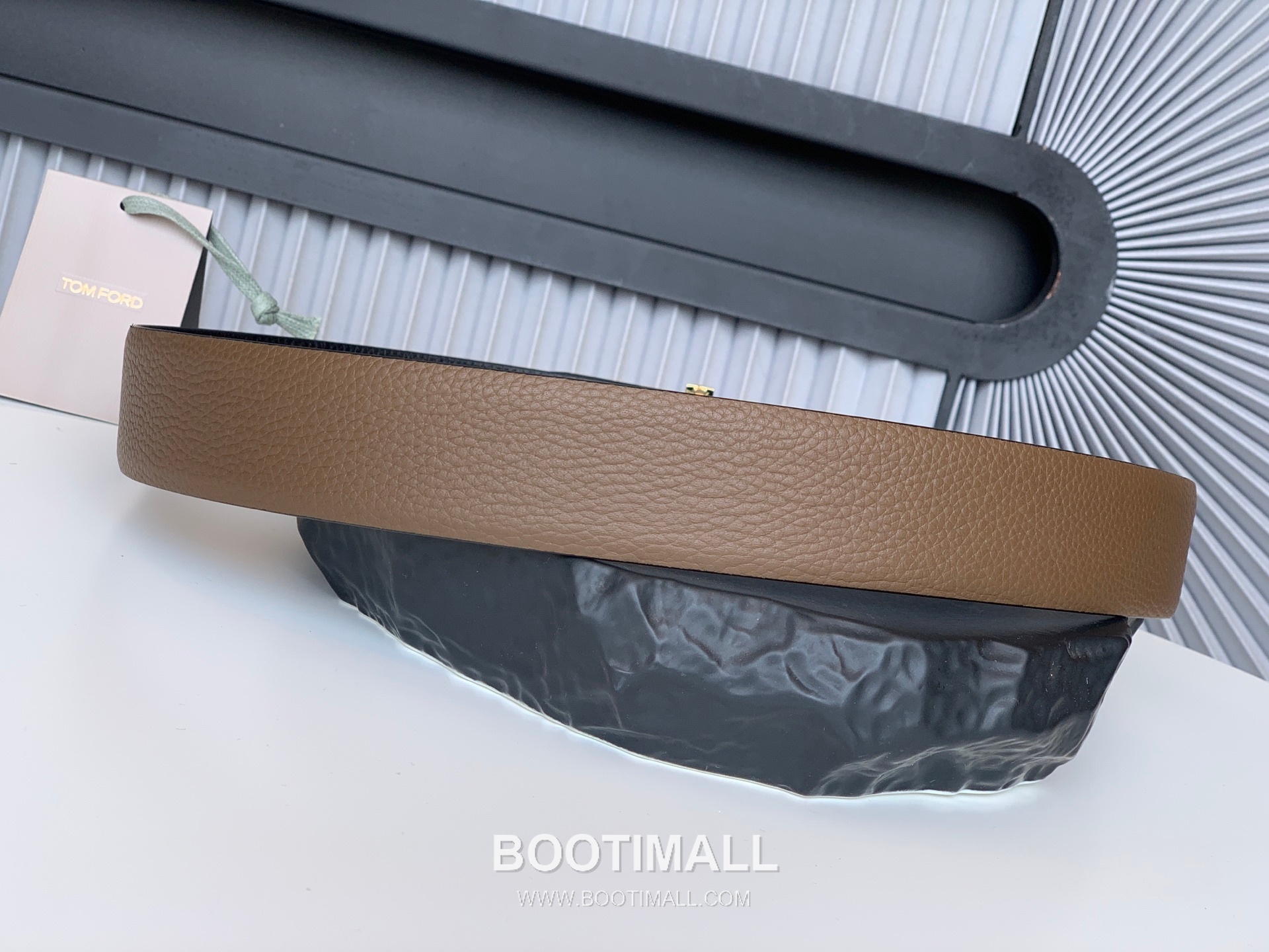 Tom Ford Classic Business Italian Leather Belt 톰포드 클래식 비즈니스 이탈리아산 가죽 벨트 3.8cm 3