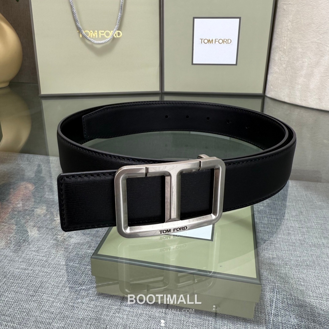 Tom Ford Reversible Buckle Cowhide Leather Belt 톰포드 리버서블 버클 이탈리아산 소가죽 벨트 3.5cm 1